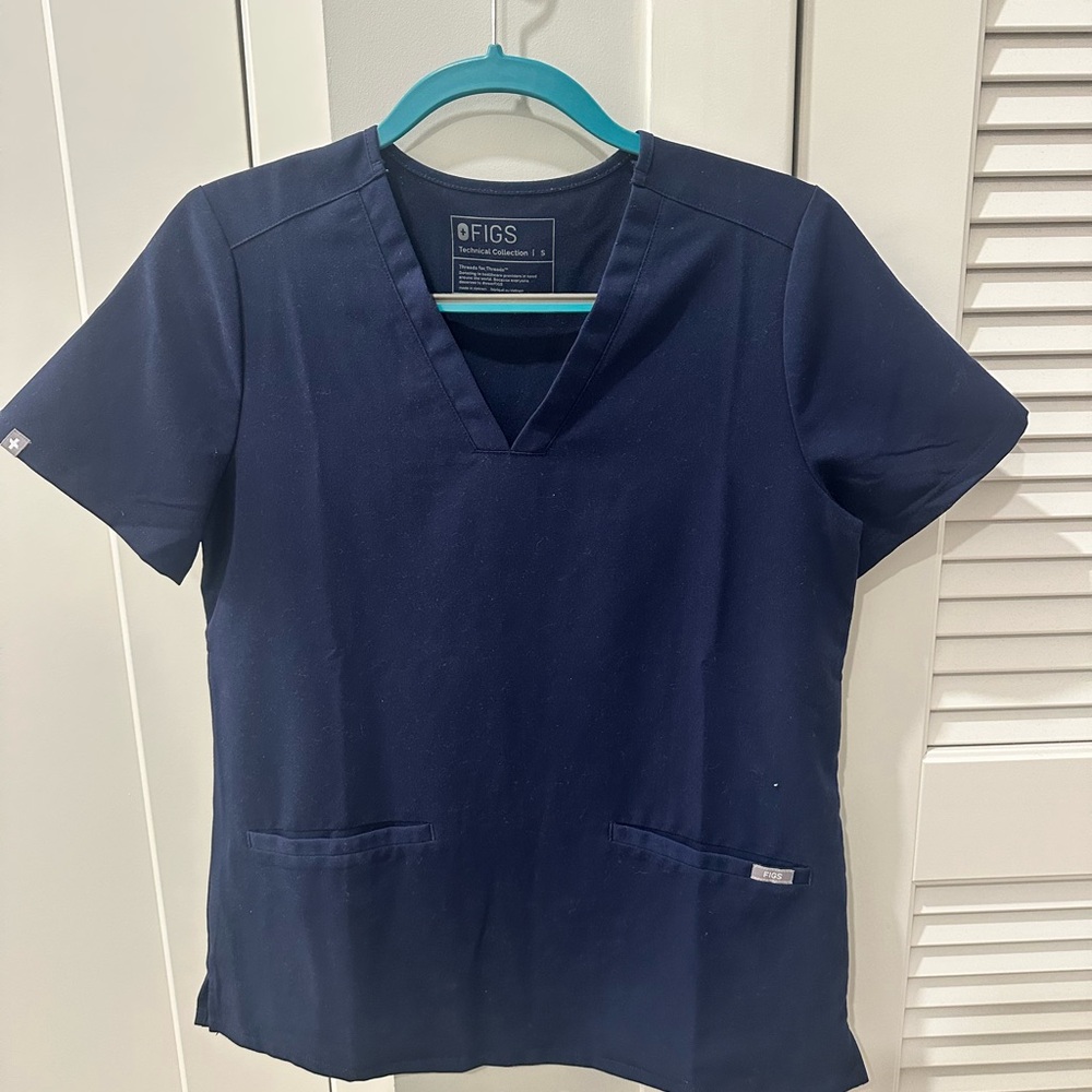 Figs Women’s Three Pocket Navy Blue Scrub Top